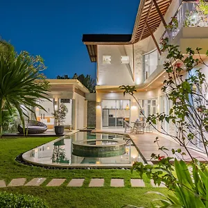Luxury - K - Villa Seminyak (Bali)