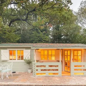Chalet Family Friendly Sunny Log, Wimborne Minster